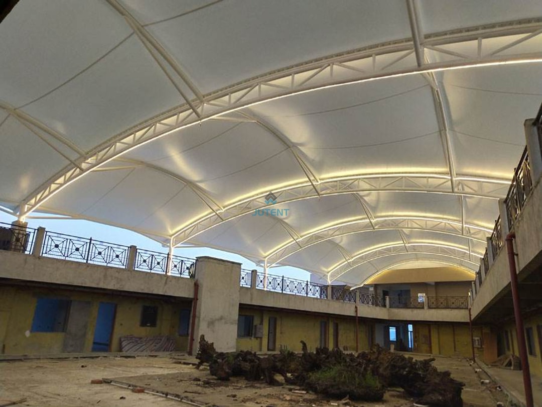 Street Atrium Spaces06