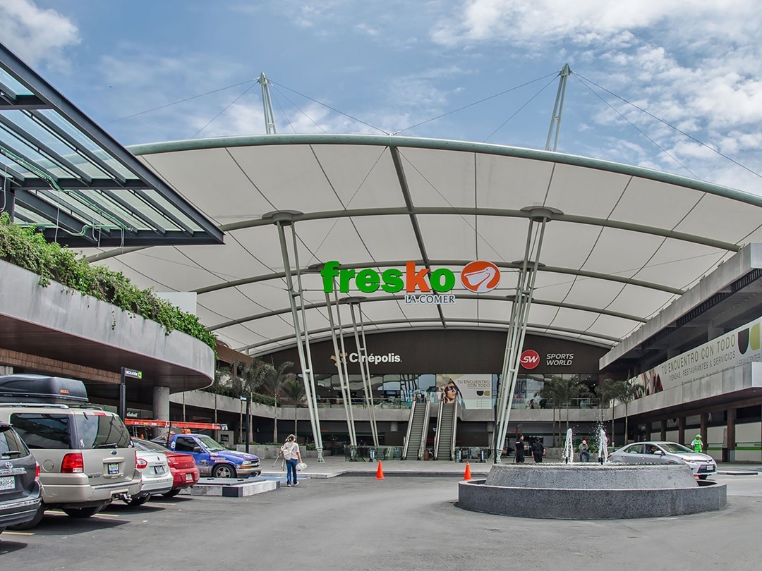 Commercial Plaza and Retail Roof Structures